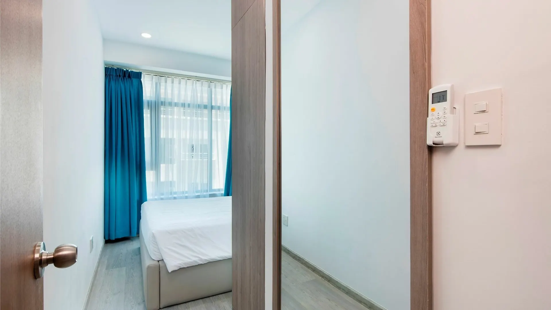 Lotus Viet Seaview Apartment Nha Trang